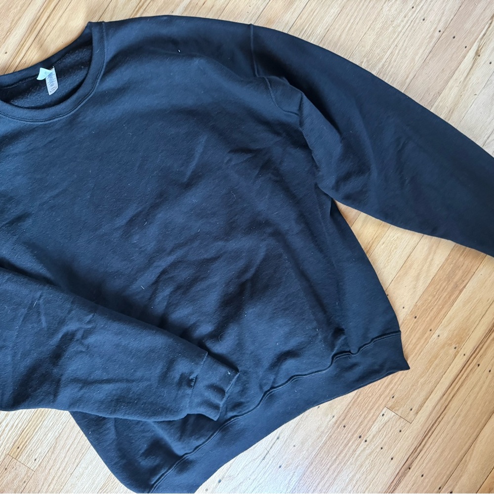 Jerzees Men's Black Crewneck Sweater